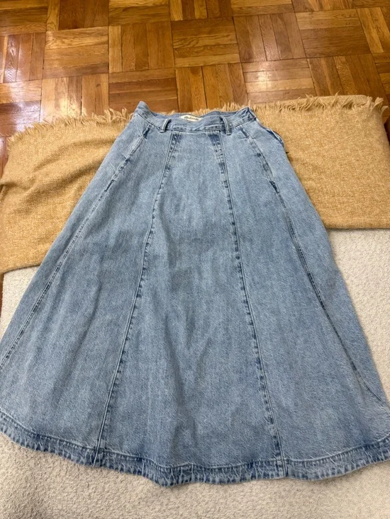 Madewell Light Wash Denim A-Line Midi Skirt - Picture 4 of 4
